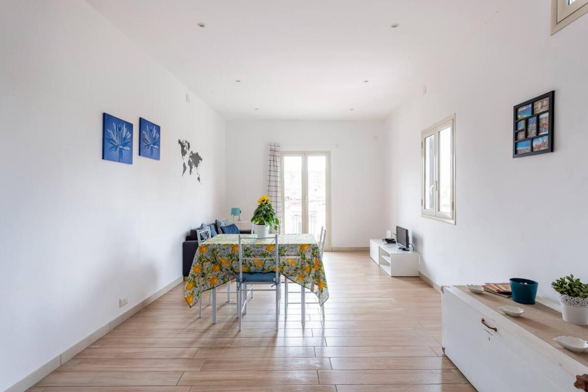 Frank'S House - Appartamento Con Terrazzo In Centro Palerme Extérieur photo